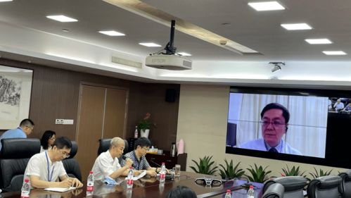 攀登医学高峰 不忘科研初心 著名肝病学家贾继东教授在我院开展 云 讲座